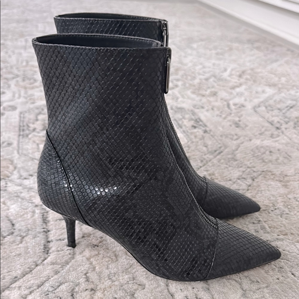 Zara kitten heel boots